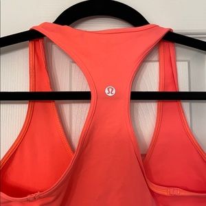 Lululemon tank top
